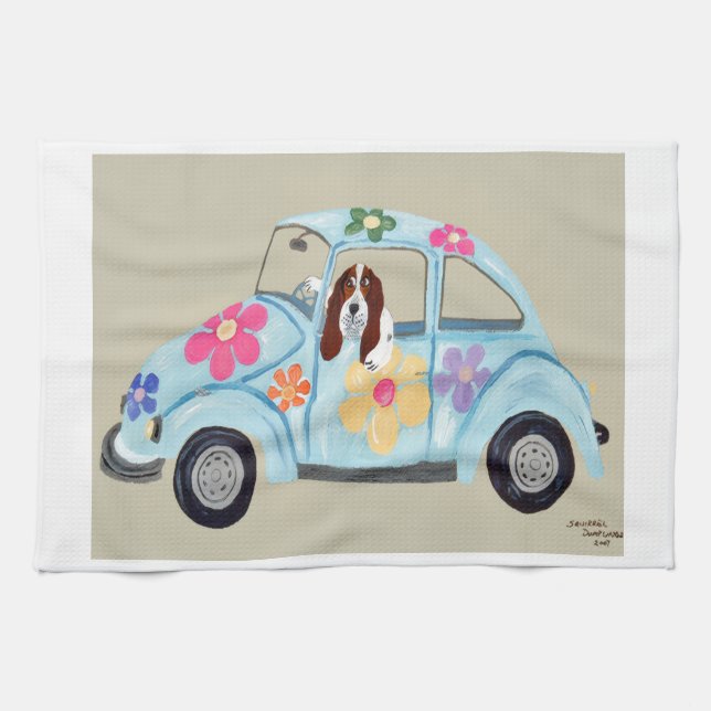 Basset Hound in Hippie-Auto  Geschirrtuch (Horizontal)