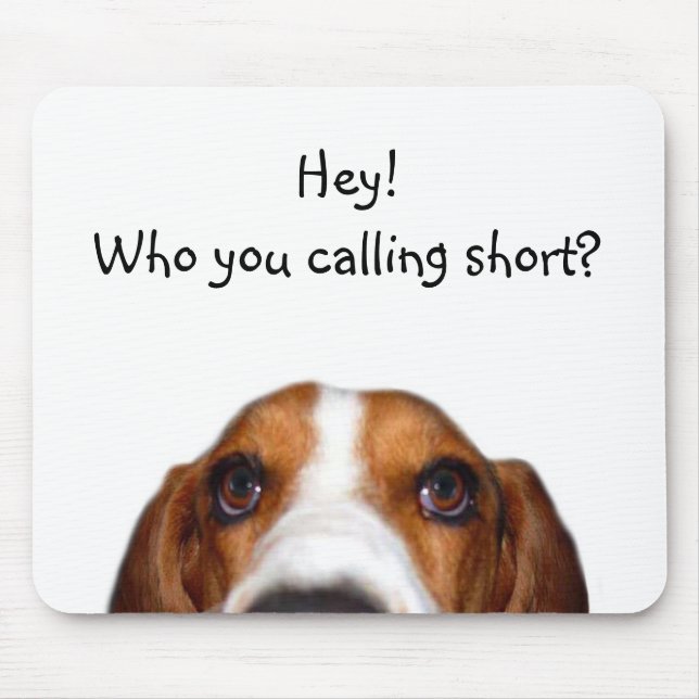 Basset Hound in Ihrem Gesicht Mousepad (Vorne)