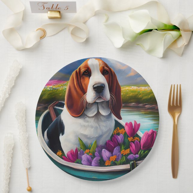Basset Hund auf einem Paddle: Ein Landschaftliches Pappteller (Hochzeit)