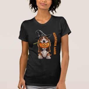 Basset-Hund mit Hexenkürbis und Kürbis T-Shirt