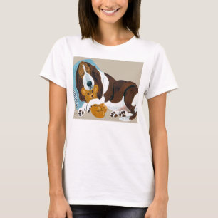 Basset schläft mit Teddybär T-Shirt