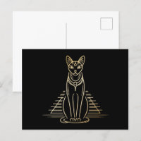 Bastet, ägyptische Katzengöttin vor einer Pyramide
