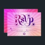 Bat Mitzvah Bold Retro Boho Pink Orange Gradient RSVP Karte<br><div class="desc">Seien Sie stolz, freuen Sie sich und präsentieren Sie diesen Meilenstein Ihres Lieblings-Bat Mitzvah! Fügen Sie diese Boho, Retro, personalisierte UAWG Insert-Karte für Ihre Veranstaltung. Spaß, trendige, kühn dunkelrosa und lila Typografie mit moderner Sans Serif Typografie überlagern den Hintergrund von Pop-Lichtstrahlen in Orange- und Rosa-Ober-Farbradien mit weißen Punkten. Auf der...</div>