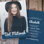 Bat Mitzvah Modernes Foto Einladung<br><div class="desc">Dieses Design besteht aus spielerisch kursiven Skripten,  die durch einfache san-Serif Typografie bekämpft werden. Dieses Design ist modern und einfach. Fügen Sie ein Foto hinzu. Abrufbar unter: http://www.zazzle.com/store/selectpartysupplies</div>