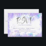 Bat Mitzvah Silberfolie lila Aquarell-entrée RSVP Karte<br><div class="desc">Seien Sie stolz, freuen Sie sich und präsentieren Sie diesen Meilenstein Ihres Lieblings-Bat Mitzvah! Fügen Sie dieses atemberaubende, moderne, funkelnd Silber-Imitat-Folie und Glitzer-Punkte und Typografie-Skript vor einem weichen lila Aquarellhintergrund, personalisierte UAWG-Insert-Karte für Ihre Veranstaltung. Personalisieren Sie den benutzerdefinierten Text mit dem Datum "Antwort nach" und geben Sie die Optionen zur...</div>