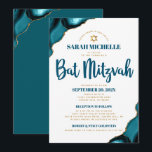 Bat Mitzvah Turquoise Agate Script 2 Venedig Moder Einladung<br><div class="desc">Seien Sie stolz, freuen Sie sich und präsentieren Sie diesen Meilenstein Ihres Lieblings-Bat Mitzvah! Versenden Sie diese coole, einzigartige, moderne, personalisierte Einladung für eine Veranstaltung, an die Sie sich erinnern können. Dunkle aquamarine blaue Schrift Typografie und Imitate goldener Star von David überlagern einen schlichten, weißen Hintergrund mit türkisblauem Age mit...</div>