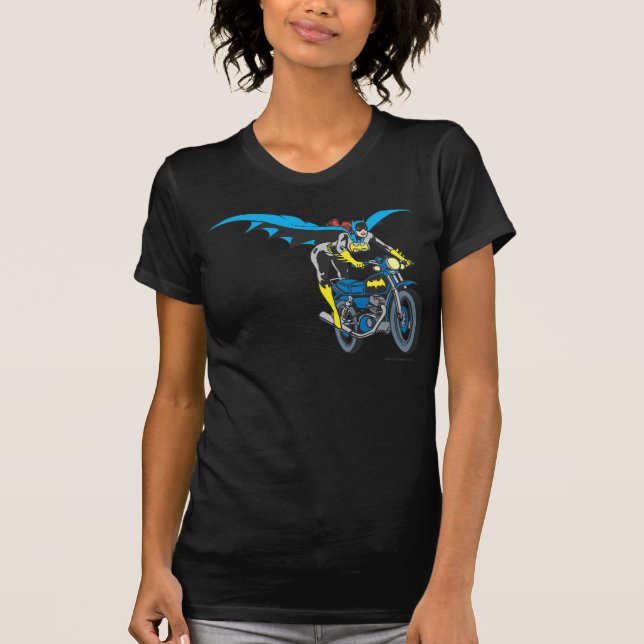Batgirl im Batcycle T-Shirt (Vorderseite)