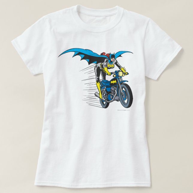Batgirl im Batcycle T-Shirt (Design vorne)
