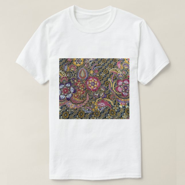 Batik Cambodian Sarong T-Shirt (Design vorne)