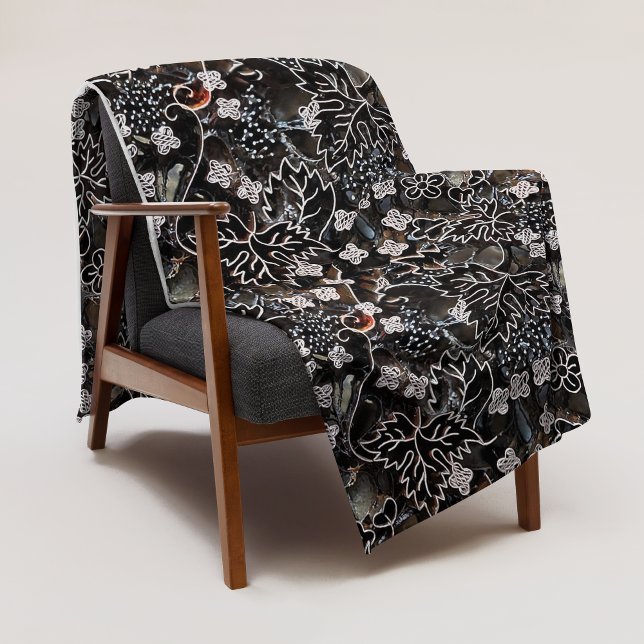 Batik Trusmi Cirebon Fleece Blanket (Von Creator hochgeladen)