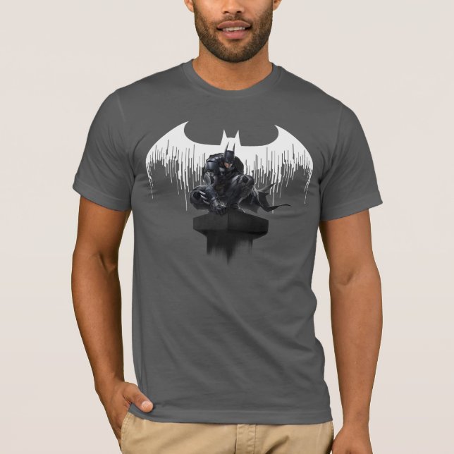 Batman Perched auf einer Säule T-Shirt (Vorderseite)