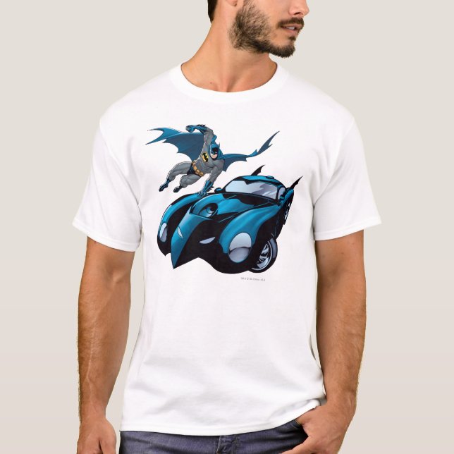 Batman schwingt über T-Shirt (Vorderseite)