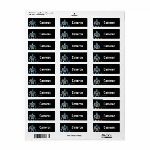 Batman steht den Kindern auf.