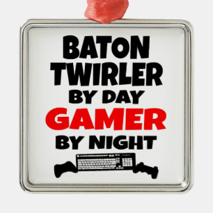 Baton Twirler by Day Gamer by Night Silbernes Ornament