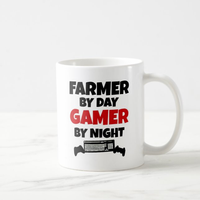 Bauer by Day Gamer by Night Kaffeetasse (Rechts)