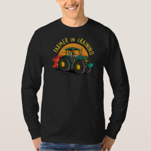 Bauer in der Ausbildung für den künftigen landwirt T-Shirt