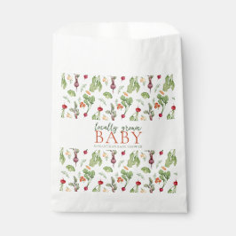 Bauern mit Gemüse auf dem Markt für selbst gezücht Geschenktütchen