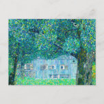 Bauernhaus Gustav Klimt in Oberösterreich Postkarte<br><div class="desc">Postkarte mit Gustav Klimts Ölgemälde in Oberösterreich (1911),  auch bekannt als Bauernhaus in Buchberg. Ein Bauernhaus aus Holz ist durch grüne Bäume und eine Wiese mit schönen rosa,  gelben,  blauen und orangefarbenen Blume zu sehen. Ein wunderbares Geschenk für Jugendliche und österreichische Kunstliebhaber.</div>