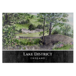 Bauernhaus in der Nähe von Thirlmere Lake District Schneidebrett