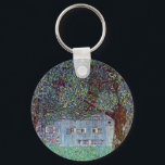 Bauernhaus in Oberösterreich bei Gustav Klimt Schlüsselanhänger<br><div class="desc">Das Bauernhaus in Oberösterreich (1912) von Gustav Klimt ist ein Vintages Viktorianisches Kunstmalereigebäude. Eine Naturlandschaft mit Bäumen und ein Feld von Blume mit einer Scheune auf einem Bauernhof. Die große Holzstruktur hat Fenster. Über den Künstler: Gustav Klimt (1862-1918) war ein österreichischer Symbolik-Maler und einer der prominentesten Mitglieder der Wiener Jugendstil-Bewegung....</div>