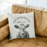 Bauernhaus Kuhholz Aussehen Personalisiert Kissen<br><div class="desc">This design was created through digital art. It may be personalized by clicking the customize button and adding a name, initials or your favorite words. Kontakt bei colorflowcreations@gmail.com if you with to have this design on another product. See more of my creations or follow me at www.facebook.com/colorflowcreations, www.instagram.com/colorflowcreations, www.twitter.com/colorflowart und...</div>