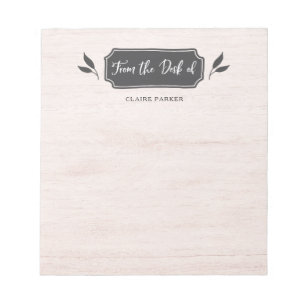 Bauernhaus   vom Schreibtisch von Notizblock