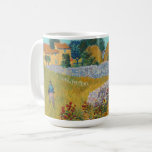 Bauernhof in der Provence | Vincent van Gogh Kaffeetasse<br><div class="desc">Bauernhaus in Provence (1888) von dem niederländischen Postimpressionisten Vincent Van Gogh. Originelles Kunstwerk ist ein Ölgemälde auf der Leinwand,  das in lebhaften goldenen Gelben und Aqua-Blautönen gemalt wird. Verwenden Sie die Entwurfstools,  um einen benutzerdefinierten Text hinzuzufügen oder das Bild zu personalisieren.</div>