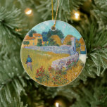 Bauernhof in der Provence | Vincent van Gogh Keramik Ornament<br><div class="desc">Bauernhaus in Provence (1888) von dem niederländischen Postimpressionisten Vincent Van Gogh. Originelles Kunstwerk ist ein Ölgemälde auf der Leinwand,  das in lebhaften goldenen Gelben und Aqua-Blautönen gemalt wird. Verwenden Sie die Entwurfstools,  um einen benutzerdefinierten Text hinzuzufügen oder das Bild zu personalisieren.</div>