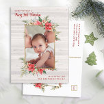Bauernhof Poinsettia Merry Little Christmas Foto Feiertagspostkarte<br><div class="desc">Vom Bauernhof Poinsettia Weihnachts- & Feiertagssammlung: Rustikales Rectangle Gerahmt Foto Weihnachts PostCard, mit schönem Bouncy Kalligraphie Script Schriftart "Haben Sie sich ein frohes kleines Weihnachtsfest" Holiday Gruß, und Personalisierten Familiennamen. Fügen Sie einfach Ihre Familie oder das Neue Baby Foto und Text zu dieser wunderschönen Weihnachtskarte Vorlage hinzu. In 4 verschiedenen...</div>