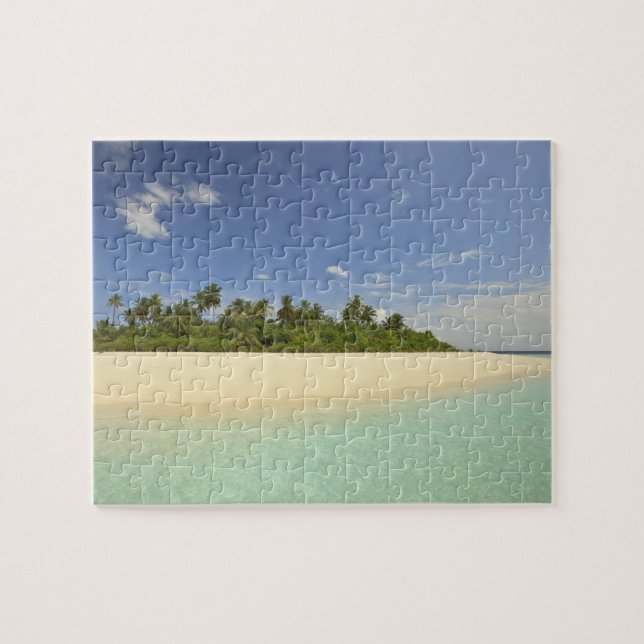 Baughagello Island, South Huvadhoo Atoll, 2 Puzzle (Horizontal)
