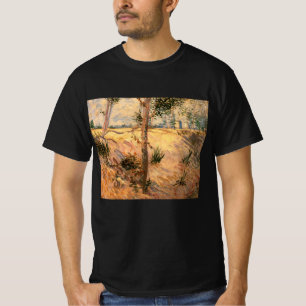 Baum auf einem Feld an einem sonnigen Tag von Vinc T-Shirt