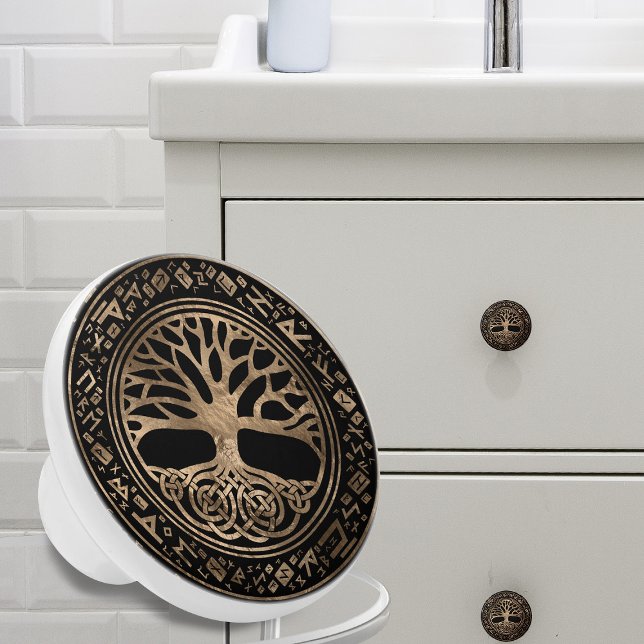 Baum des Lebens - Yggdrasil Runic Pattern Keramikknauf (Von Creator hochgeladen)