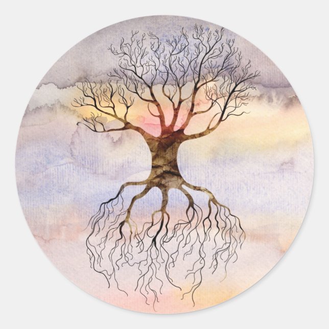 Baum gegen Himmel Runder Aufkleber (Vorderseite)