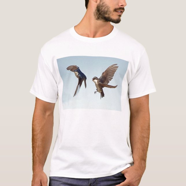 Baum-Schwalben-Verfolgungs-T - Shirt (Vorderseite)