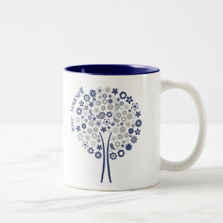 Baum-Tasse der Liebe-sich - Zweifarbige Tasse