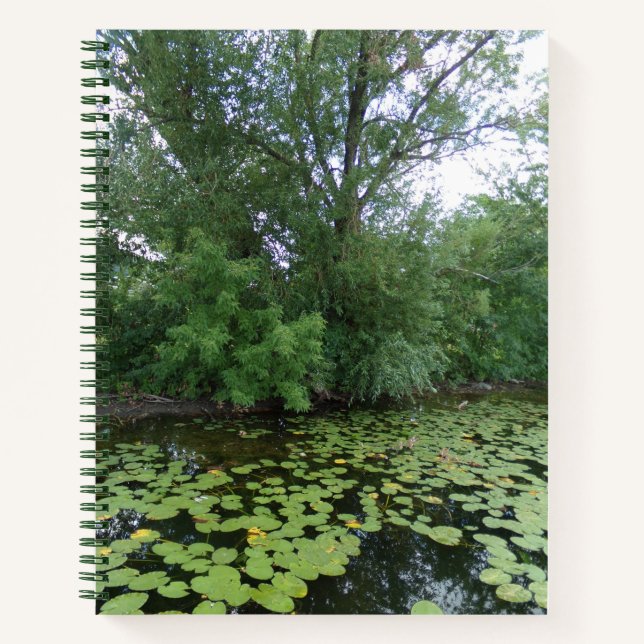 Bäume Lake Lily Pads SpiralNotebook Notizbuch (Vorderseite)