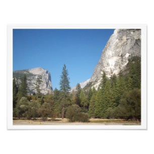 "Bäume mitten in den Bergen" Yosemite Valley Poste Fotodruck