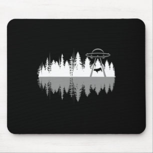 Bäume Reflektionsfläche Alien Entführung von Kuh Mousepad