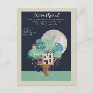 Baumhaus und Mond haben wir Zuhause verschoben Ankündigungspostkarte