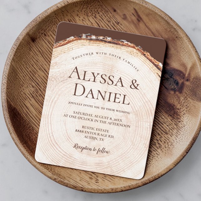 Baumrinde Rustikale Hochzeit Einladung (wood texture rustic wedding small invitation.)
