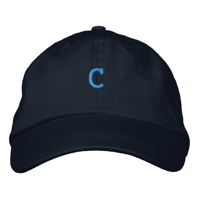 Baumwolle C - Anfangsbuchstaben Monogram Handsome- Bestickte Baseballkappe (Vorderseite)