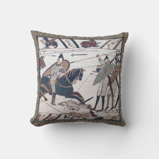 Bayeux Tapestry Battle Scene Throw Kissen