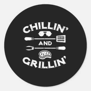 Bbq Chillin And Grillin Barbecue T Männer Frauen K Runder Aufkleber