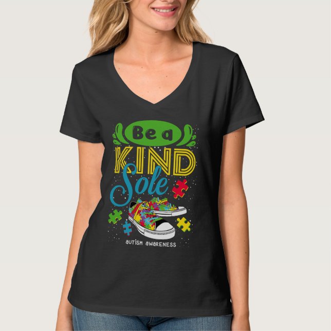 Be A Kind Sole Autism Awareness Puzzle Shoes Be Ki T-Shirt (Vorderseite)