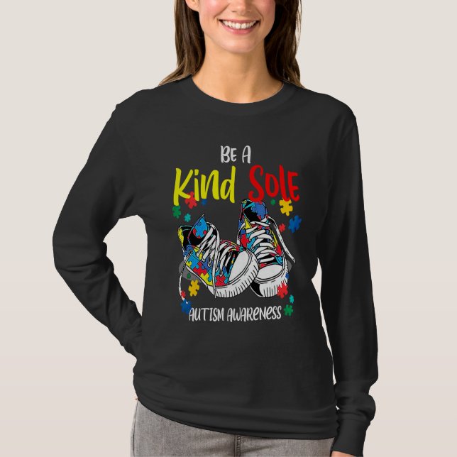 Be A Kind Sole Autism Awareness Rainbow Trendy Puz T-Shirt (Vorderseite)