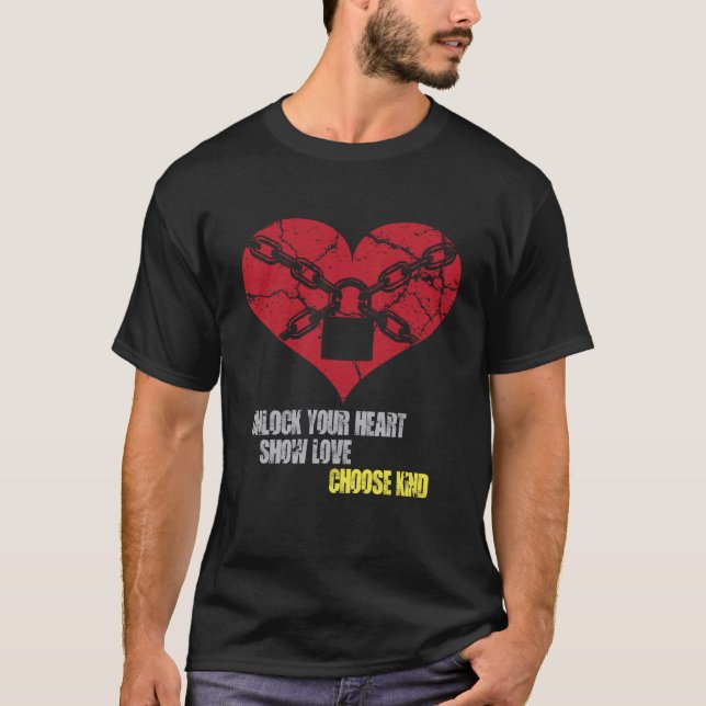BE KIND ALWAYS Chained Heart SPREAD KINDNESS T-Shirt (Vorderseite)