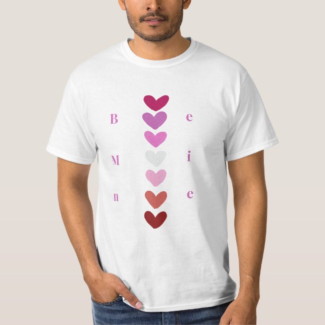 Be Mine Minimal Heart Stack Valentine T-Shirt (Vorderseite)