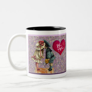 "Be Mine" Sweet Nostalgic Valentine Zweifarbige Tasse