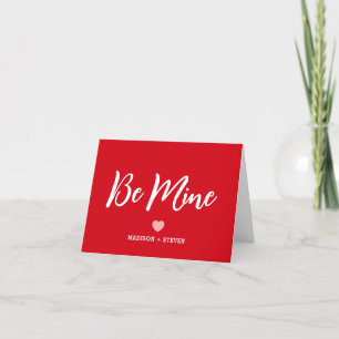 Be my Modern Script Valentinstag Red Heart Feiertagskarte