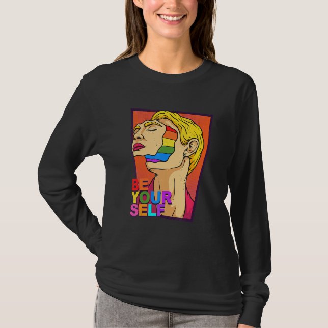 Be Yourself Pop Art LGBT Pride Month Rainbow Flag  T-Shirt (Vorderseite)